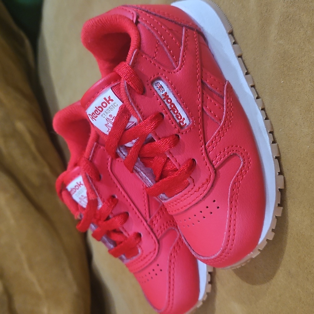 Reebok Classic Retro Sneakers Toddler Size 5